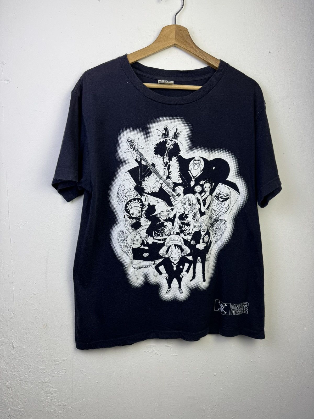 One Piece One Piece exhibition 2012 Tokyo limited edition t-shirt Size US M / EU 48-50 / 2 - 2 Thumbnail