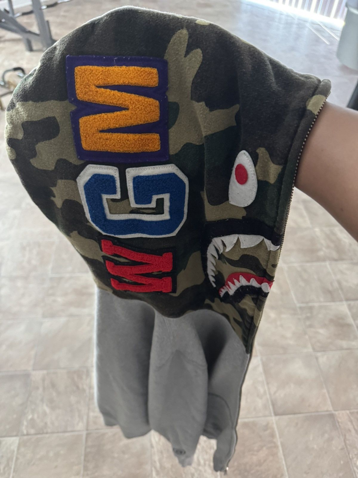 Bape 1st Camo Shark Full Zip Hoodie Size US M / EU 48-50 / 2 - 1 Thumbnail