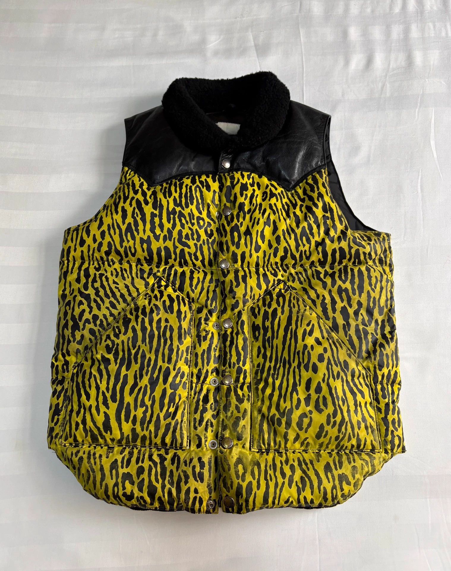 Wacko Maria WACKO MARIA x Rocky Mountain Leopard Print Down Vest Size US XXS / EU 40 - 1 Thumbnail
