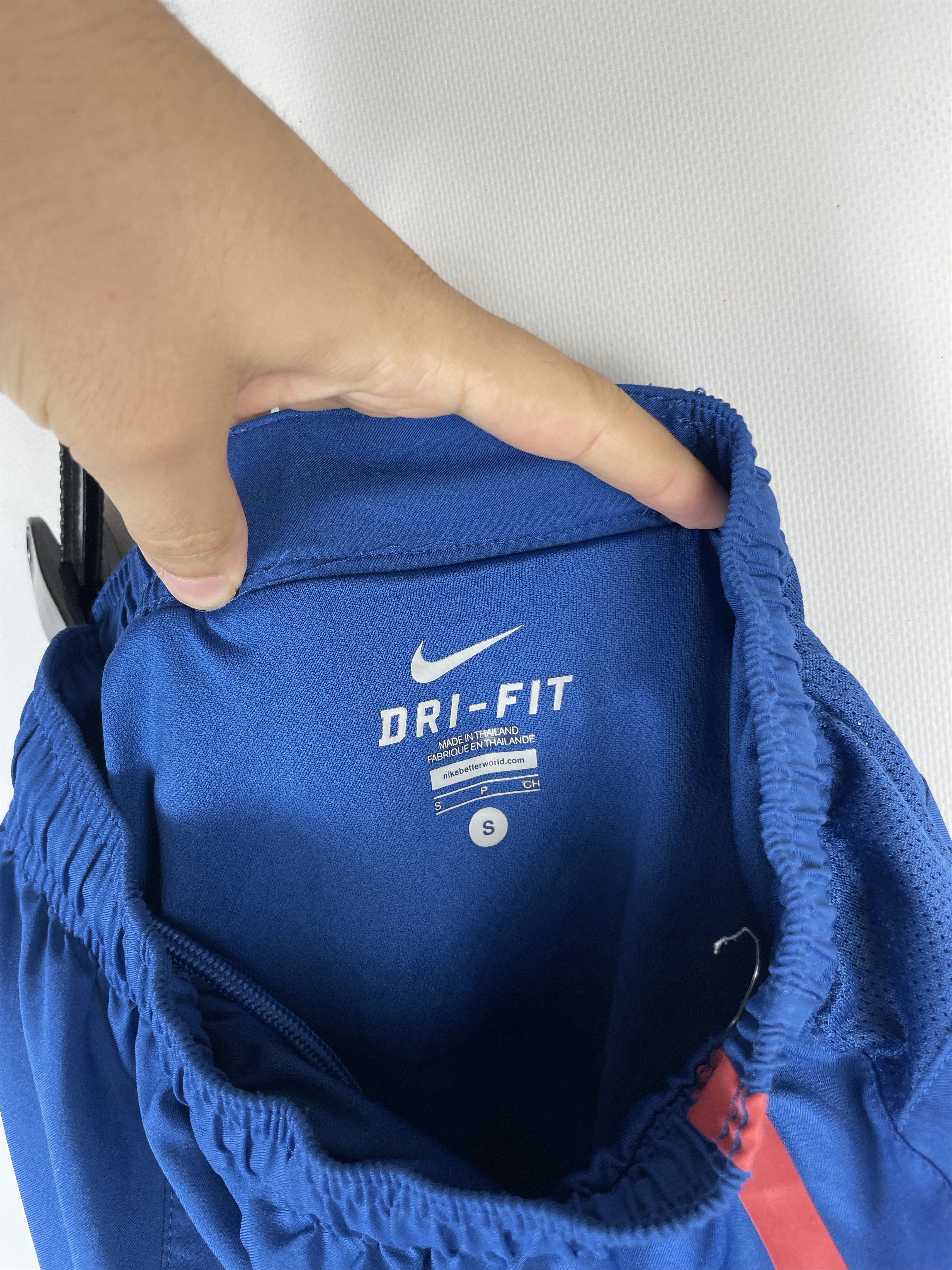 Nike Vintage Nike shorts Barcelona Size US 30 / EU 46 - 8 Thumbnail