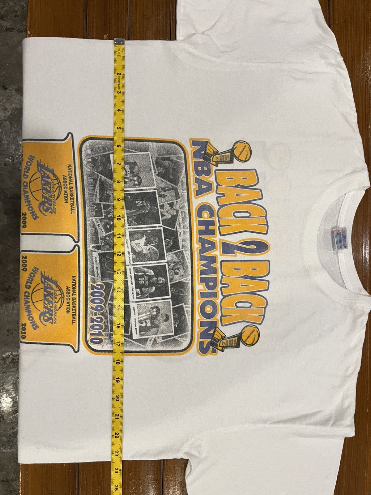 NBA Vintage 2010 NBA LA Lakers Champions T-Shirt Size US XL / EU 56 / 4 - 11 Thumbnail