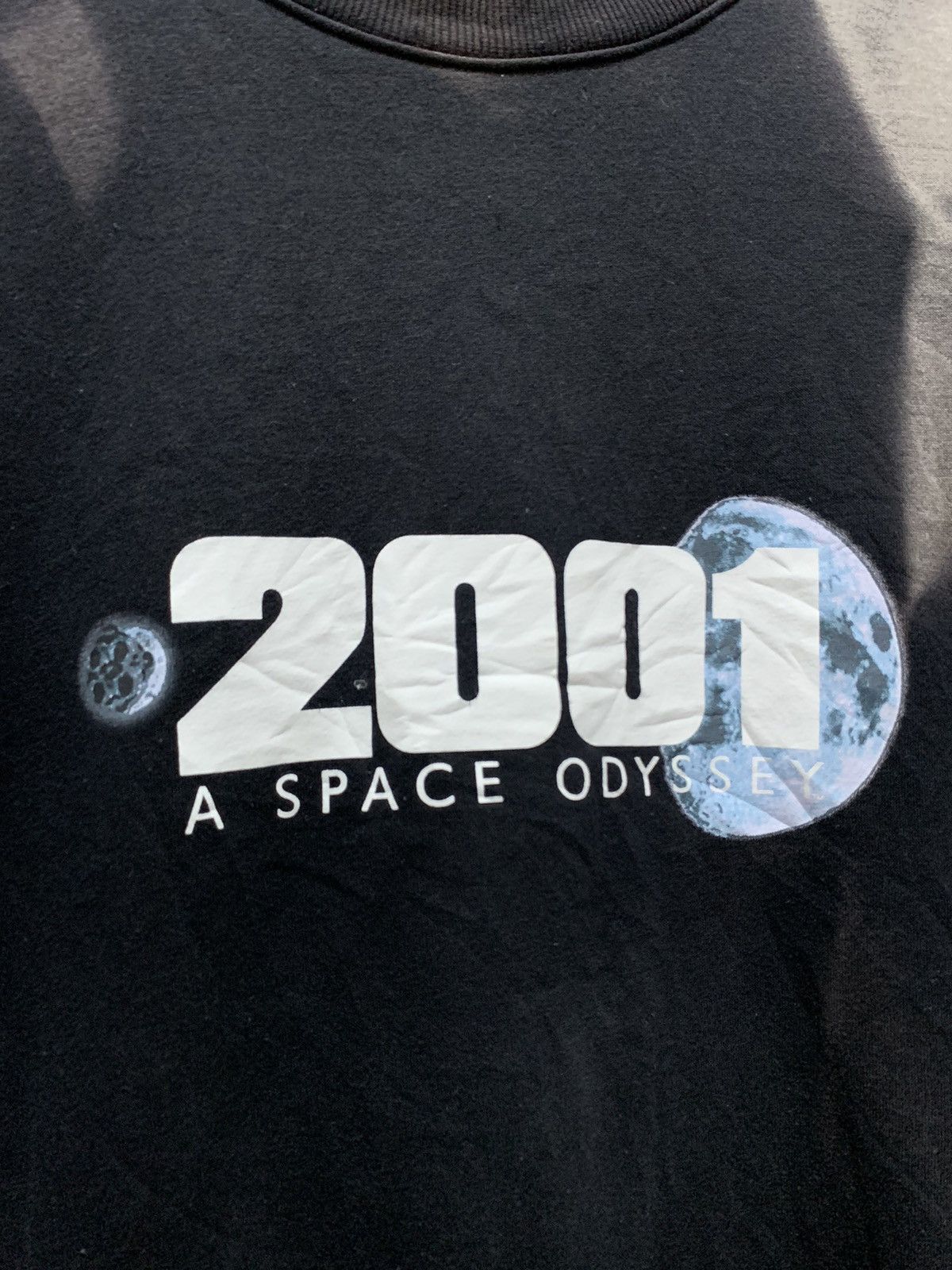 Vintage Rare Vintage 2001 Space Odyssey Nice Faded Movie Sweatshirt Size US L / EU 52-54 / 3 - 3 Thumbnail