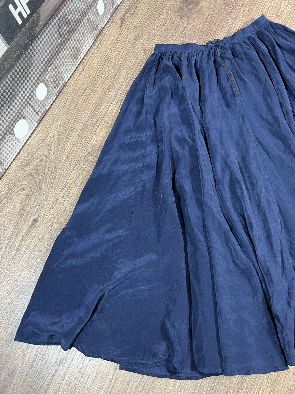 Christian Dior Monsieur Vintage Christian Dior Silk Skirt Size 28" / US 6 / IT 42 - 9 Thumbnail
