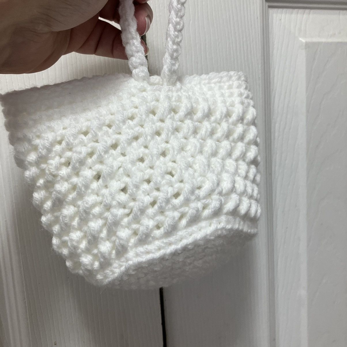 Handmade White Mini Bag Wristlet Size ONE SIZE - 1 Thumbnail