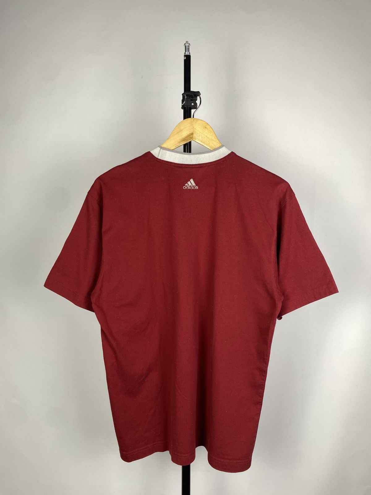Adidas × Vintage Vintage 90s AAC Adidas Logo Embroidered Red T Shirt Size US M / EU 48-50 / 2 - 5 Thumbnail
