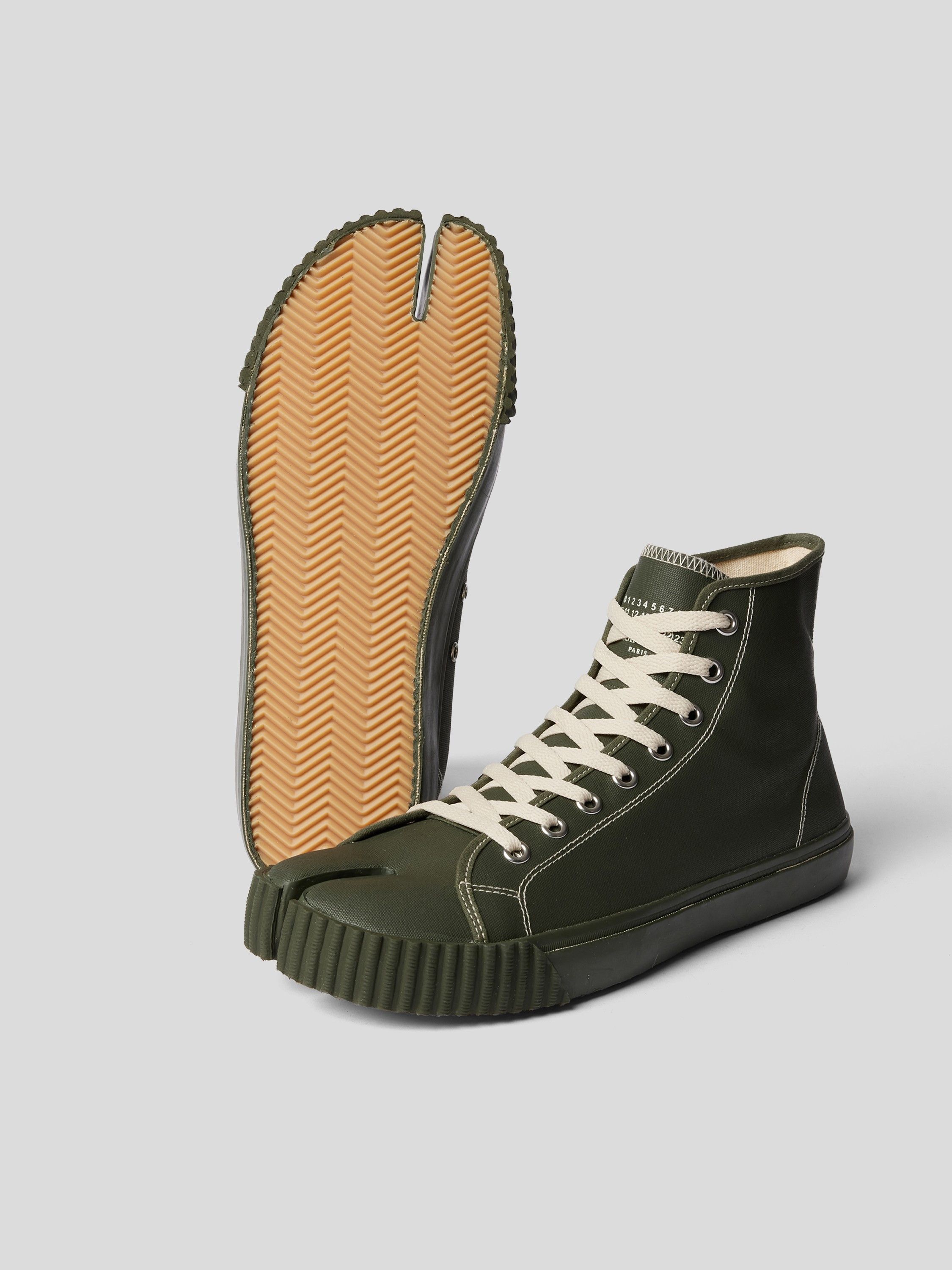 Maison Margiela New — Tabi Canvas Hi-Top Sneakers Size US 9 / EU 42 - 7 Thumbnail