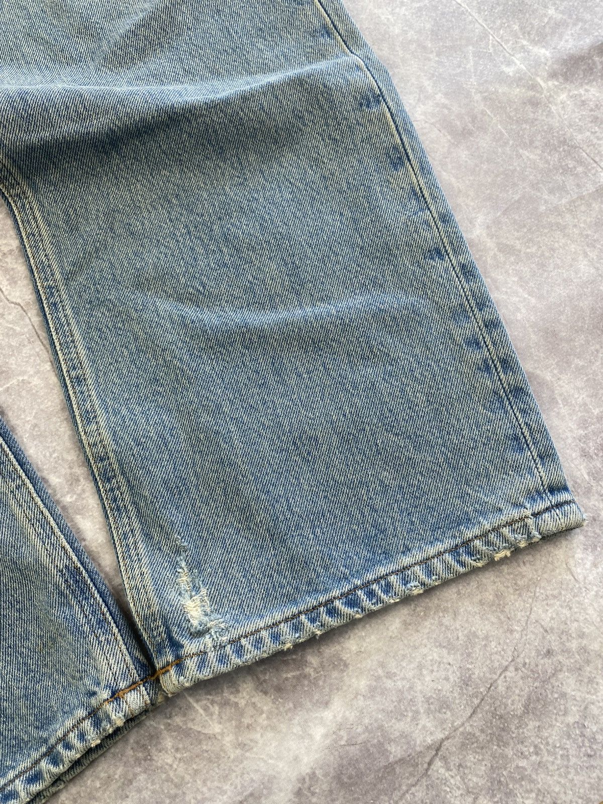 Toteme Toteme Loose Fit Distressed Jeans Size: W29 L34 Size 29" - 7 Thumbnail