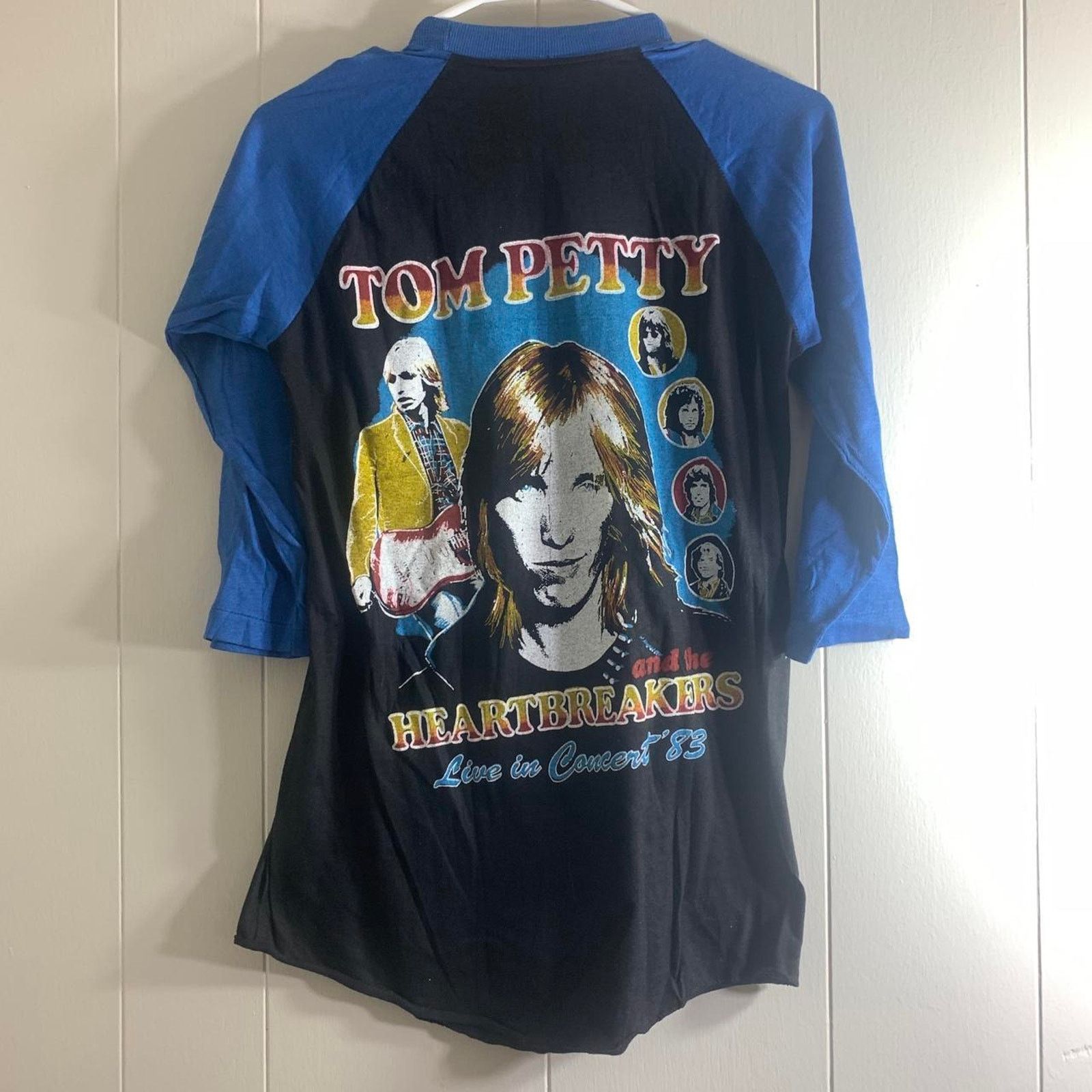 Vintage 1983 TOM PETTY & THE HEARTBREAKERS 3/4 sleeve tee shirt L Size US L / EU 52-54 / 3 - 7 Thumbnail