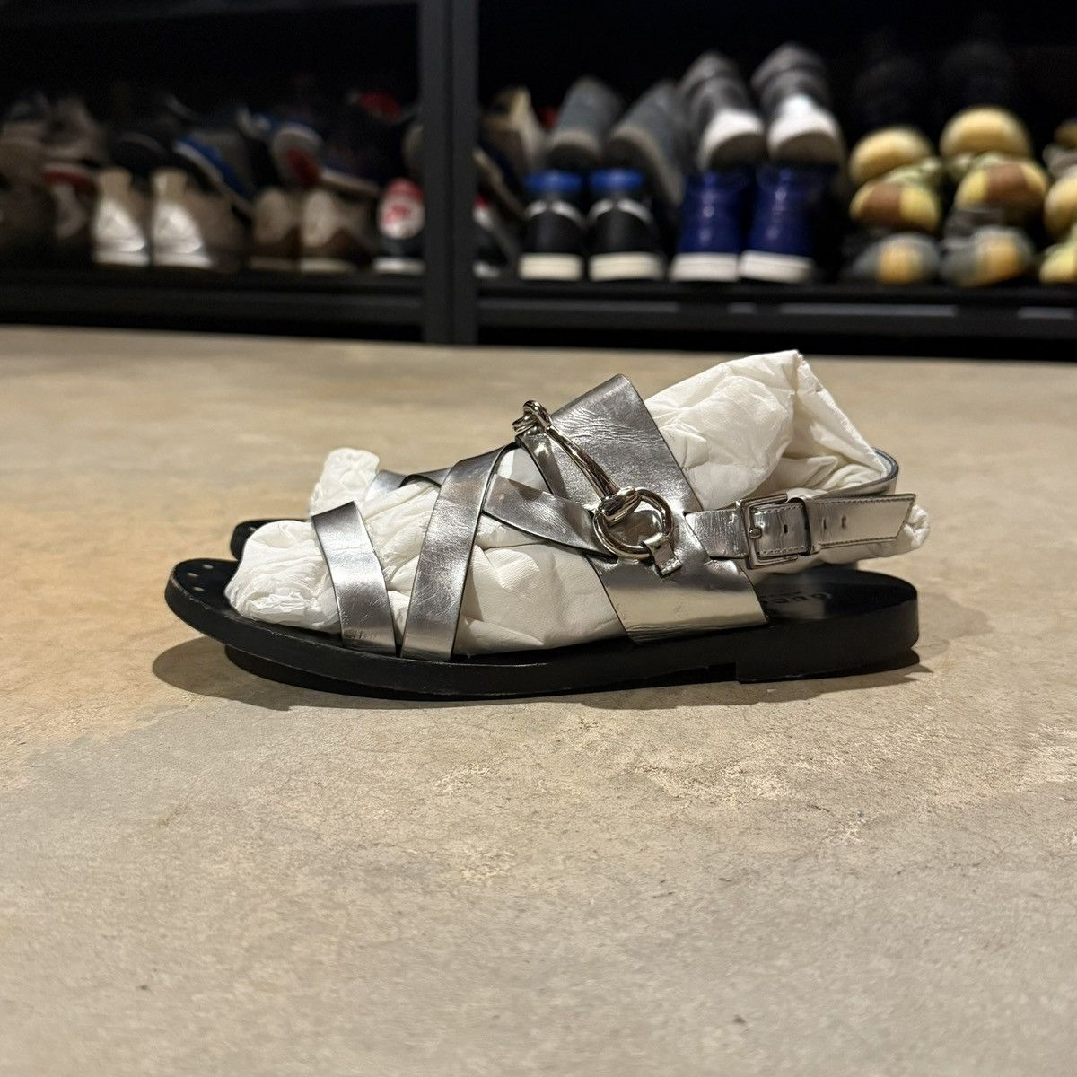 Gucci Gucci Silver Leather Horsebit Strappy Flat Sandals EU 37 Size US 7 / IT 37 - 2 Thumbnail