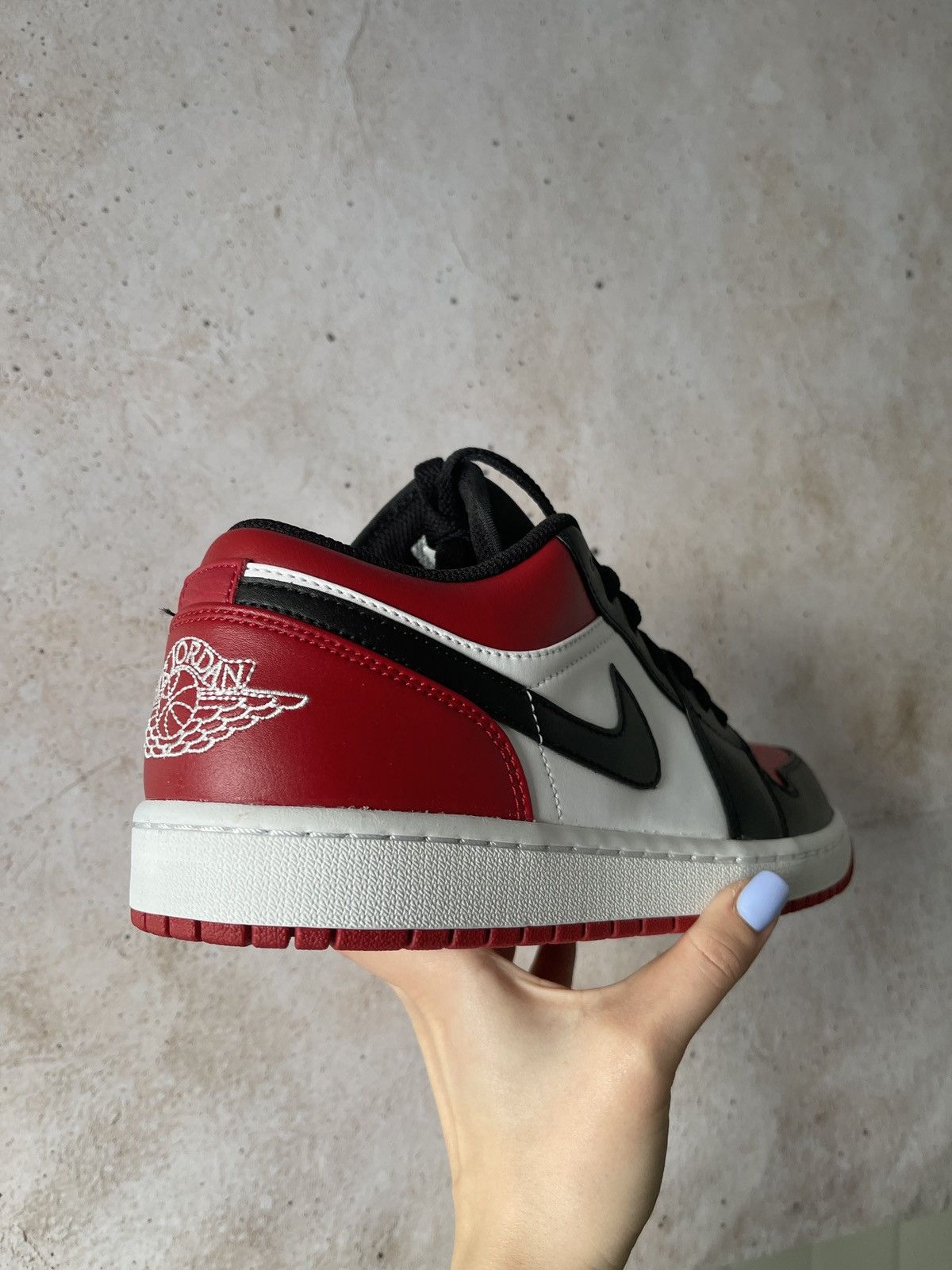 Jordan Brand Jordan 1 Low Bred Toe Size US 9.5 / EU 42-43 - 5 Thumbnail
