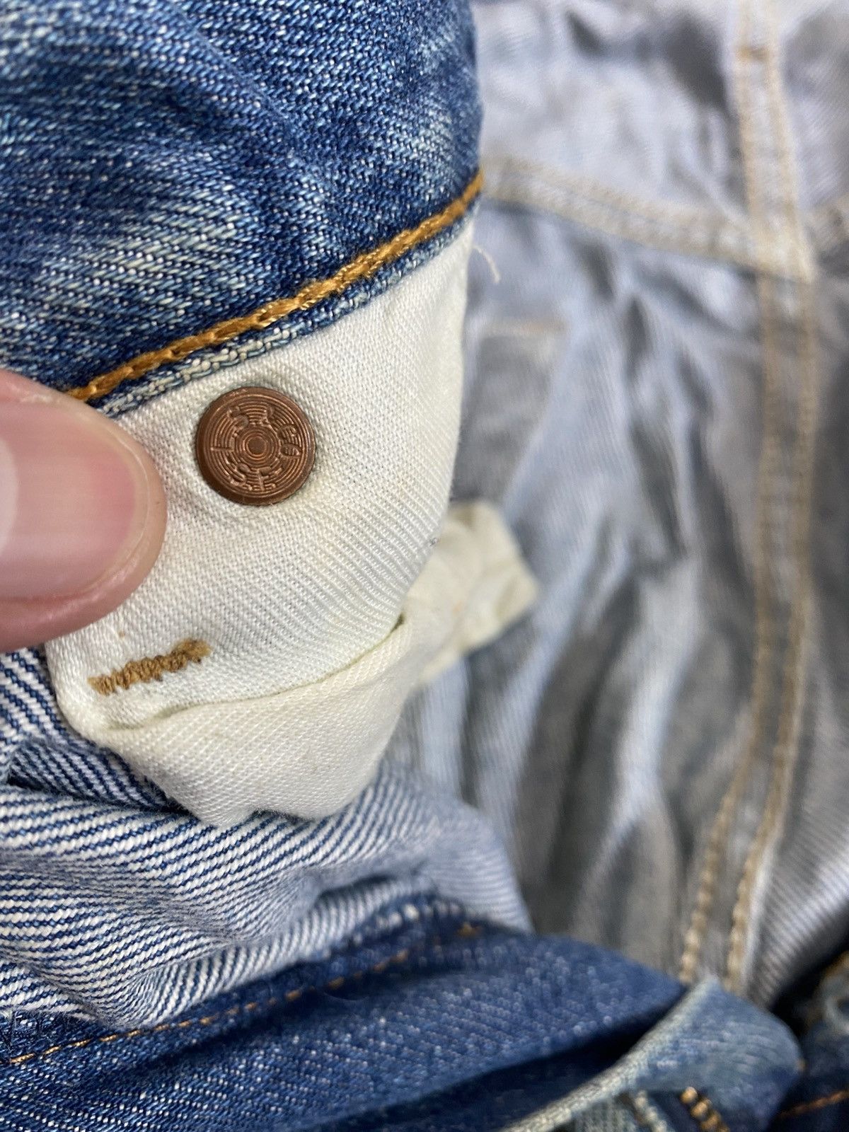 Levi's VINTAGE LEVIS 505 Size US 35 - 19 Thumbnail