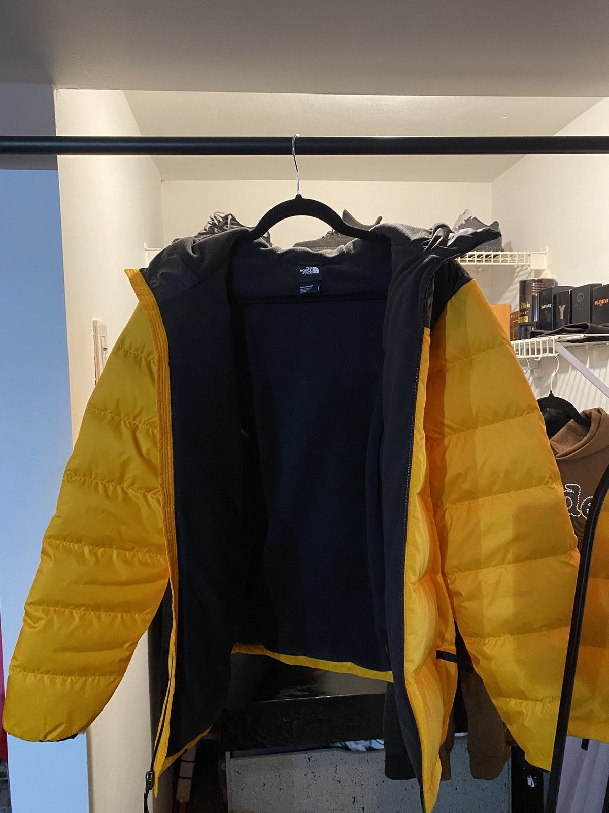 The North Face The North Face Yellow Puffer Jacket Hoodie Size US L / EU 52-54 / 3 - 4 Thumbnail