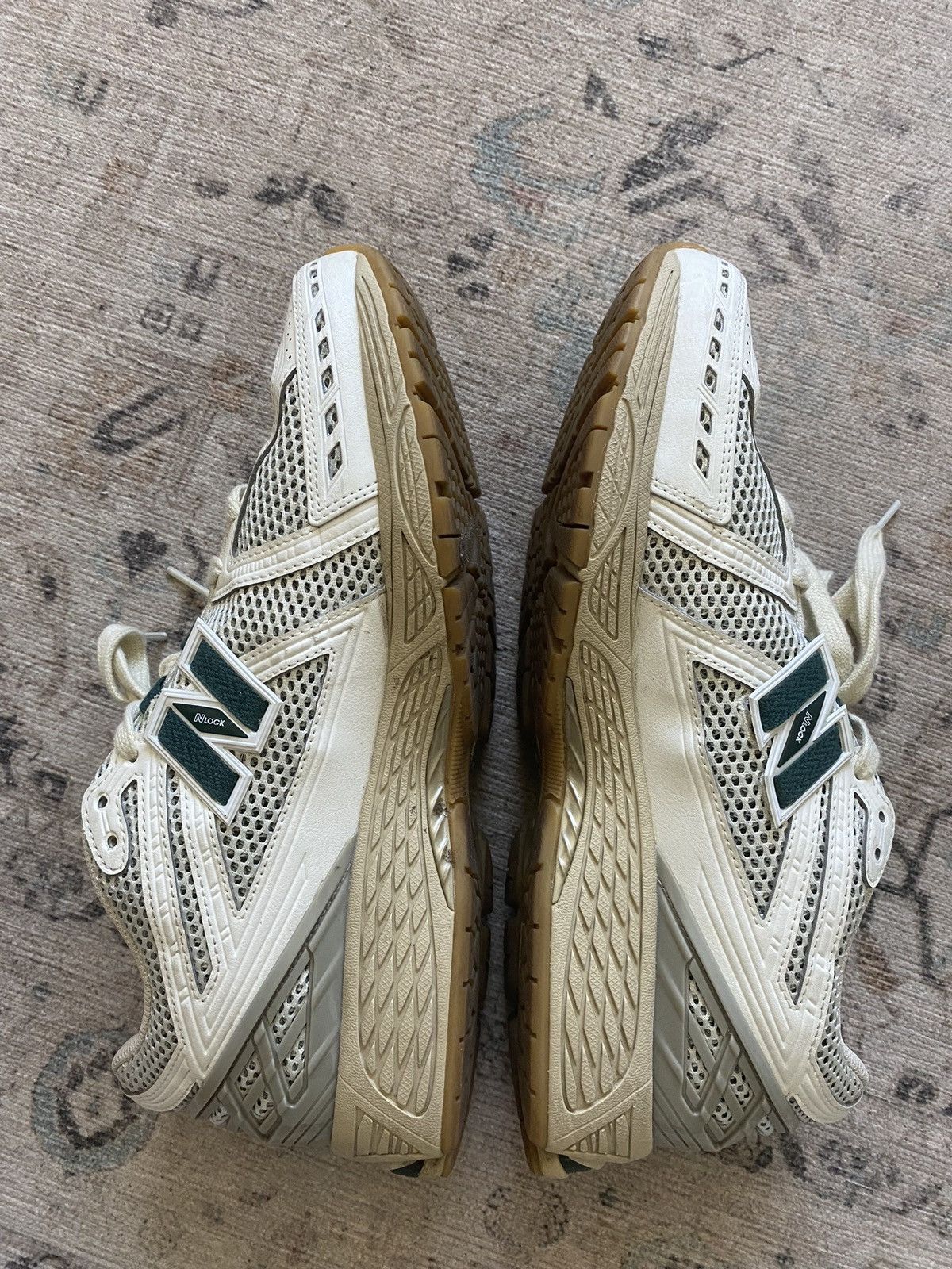 New Balance New Balance 1609r Size US 11 / EU 44 - 5 Thumbnail