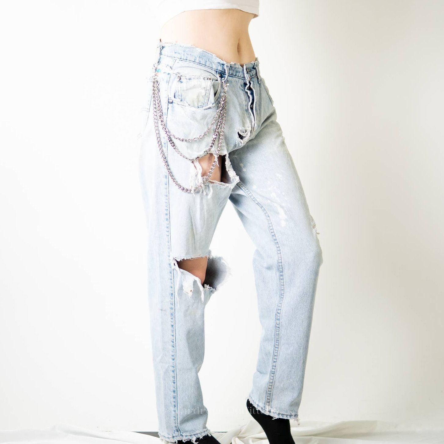 image of Levis Vtg90S Thrashed Ripped Distressed Levi Silvertab Baggy Jeans in Blue, Women's (Size 30)