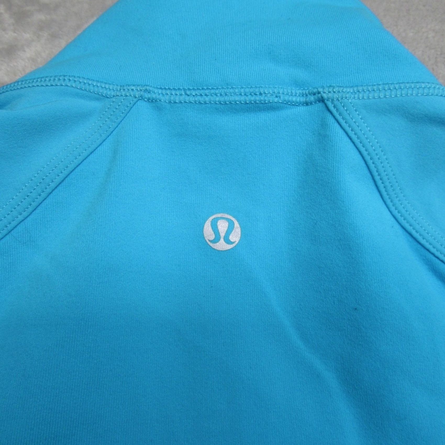 Lululemon Lululemon Jacket Women 0 Blue Full Zip Athletic Stretch Thumbhole Size XS / US 0-2 / IT 36-38 - 4 Thumbnail