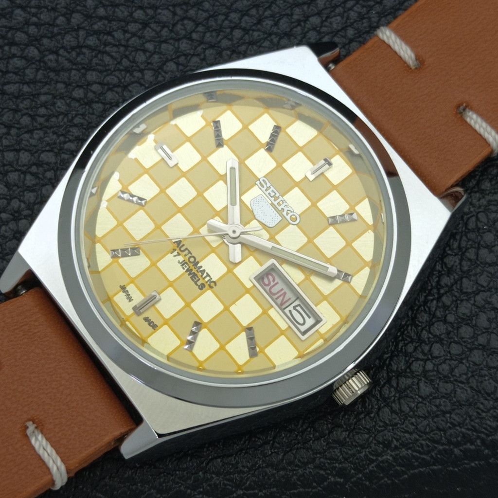 Seiko REFURBISHED VINTAGE SEIKO 5 AUTO JAPAN MENS WATCH a440219 Size 38 - 6 Thumbnail