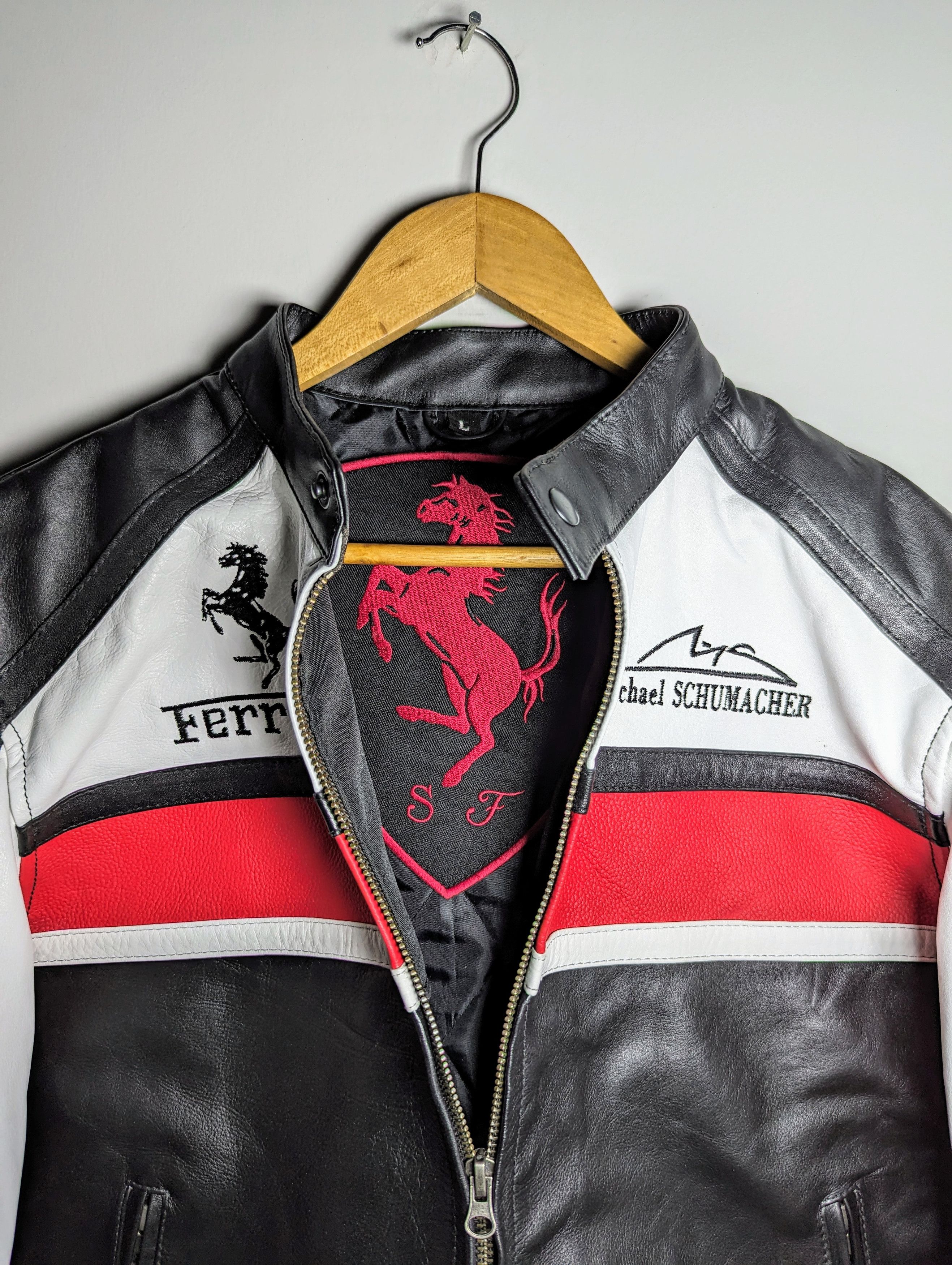 Vintage VINTAGE FERRARI LEATHER JACKET RARE STREETWEAR Size US L / EU 52-54 / 3 - 8 Thumbnail