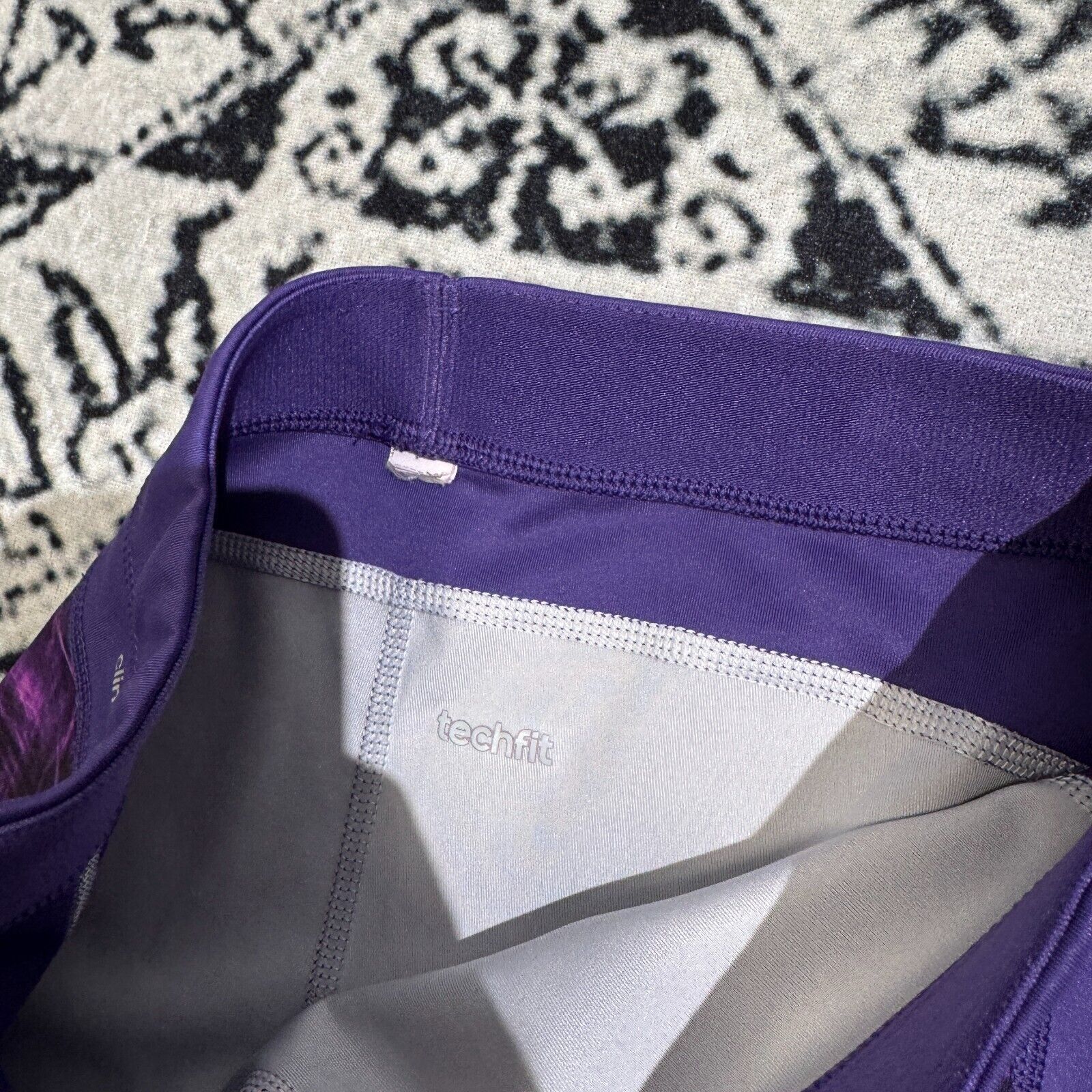 Adidas × Vintage Vintage Adidas Women's Purple Polyester Leggings Size M Y2k Size US 30 / EU 46 - 6 Thumbnail