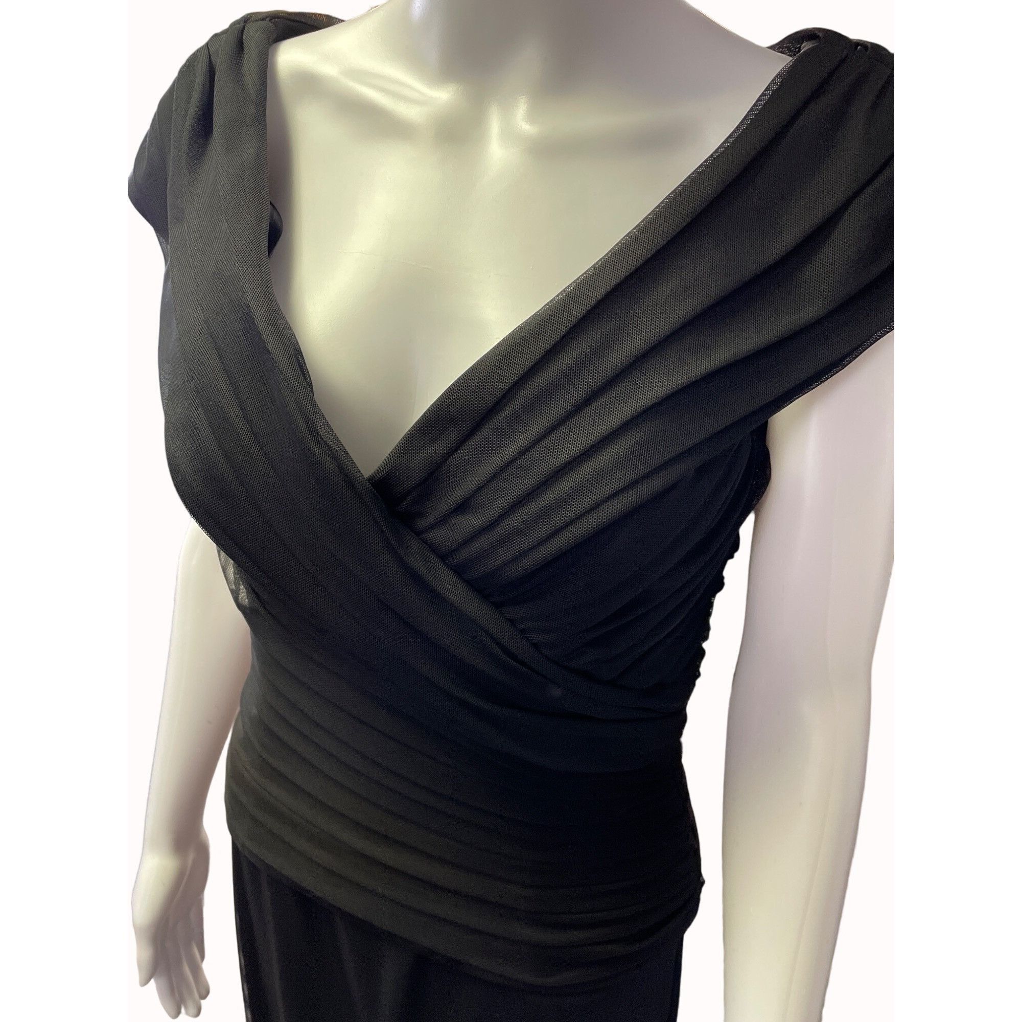 Other Alex Women's Black Evening Gown off the Shoulder/Dress/Maxi Size M / US 6-8 / IT 42-44 - 2 Thumbnail