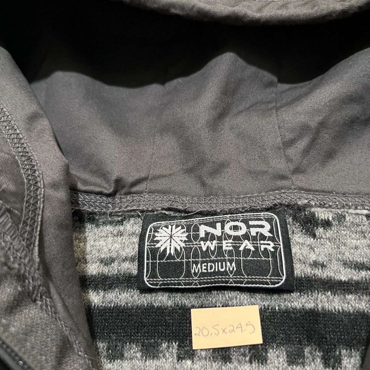 Vintage NorWear Full Zip Wool Black Aztec Striped Norway Jacket Size M / US 6-8 / IT 42-44 - 4 Thumbnail