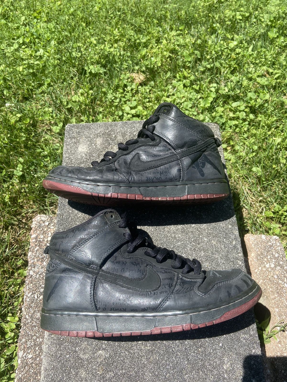 Nike sb melvins black hot sale