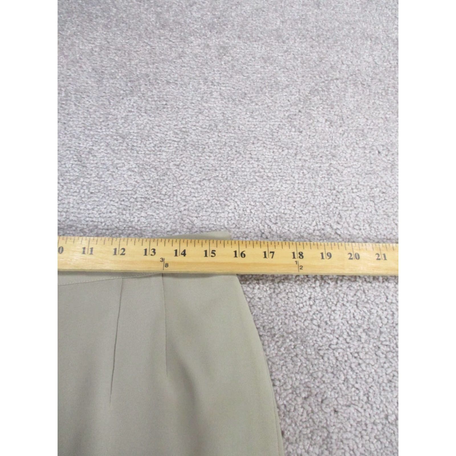 Giorgio Armani Giorgio Armani Skirt Womens 12 Beige Silk Blend Pencil Knee Length Zipper Formal Business Party/Cocktail Size 34" / US 12 / IT 48 - 6 Thumbnail