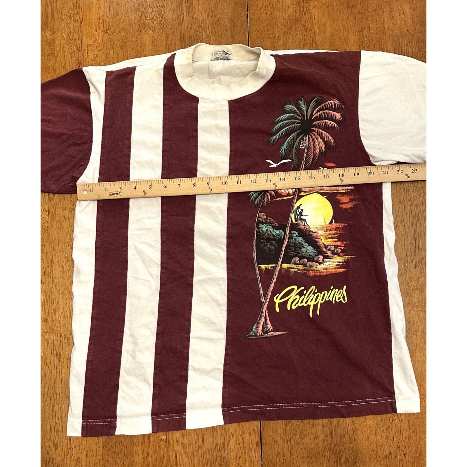Vintage VINTAGE Philippines T Shirt Medium Red Striped Ocean 90s Mens Size US M / EU 48-50 / 2 - 5 Thumbnail