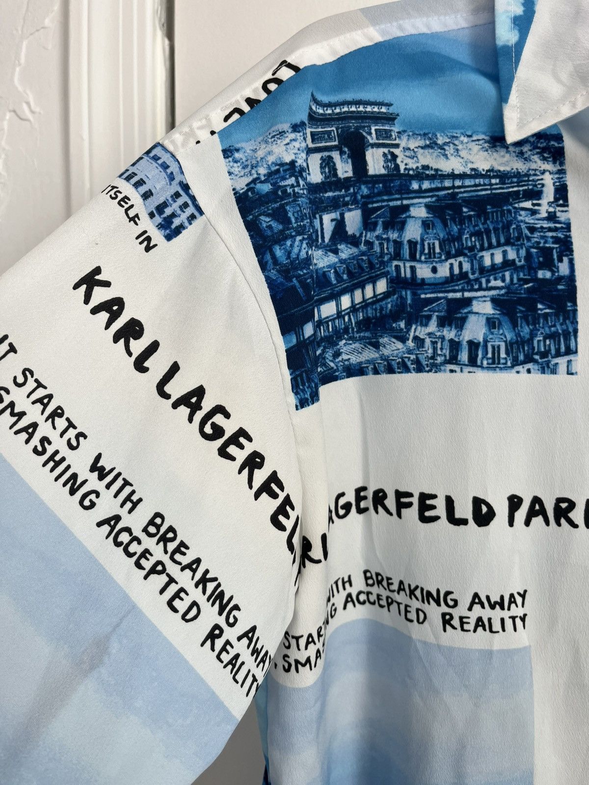 Karl Lagerfeld Karl Lagerfeld Whimsical Paris Button Down Shirt Size XS / US 0-2 / IT 36-38 - 2 Thumbnail
