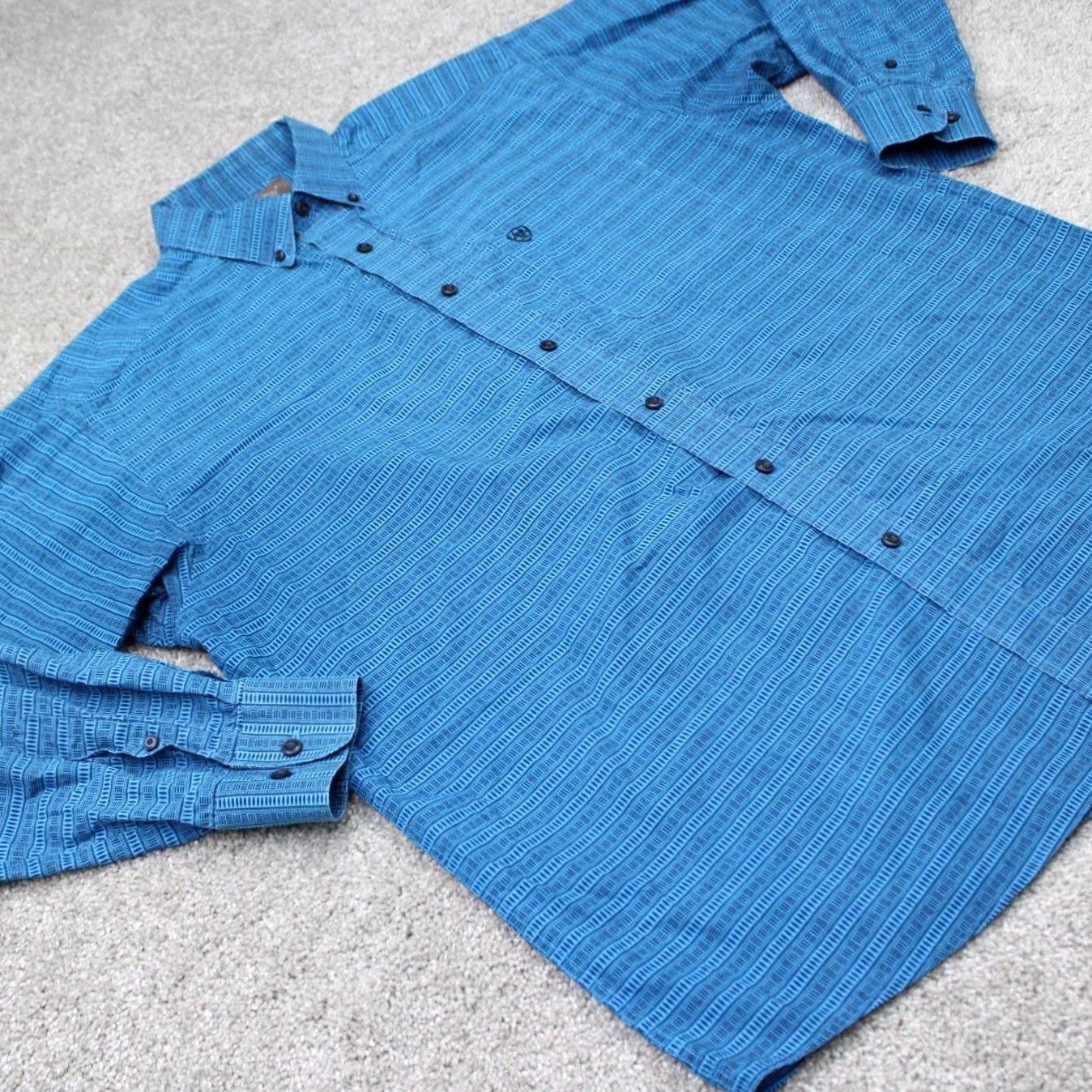 Ariat Ariat Beasley Button-Up Shirt Geometric Blue Mens Large Long Sleeve Classic Fit Western Cowboy Cap Collar Shirt-Blue 10041795 Size US L / EU 52-54 / 3 - 7 Thumbnail