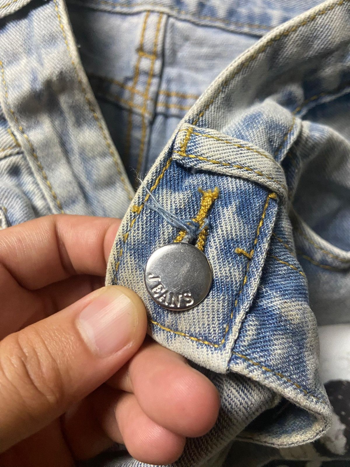 Japanese Brand Japanese Brand Distressed Printed Ripped Jeans (165) Size 27" / US 4 / IT 40 - 5 Thumbnail