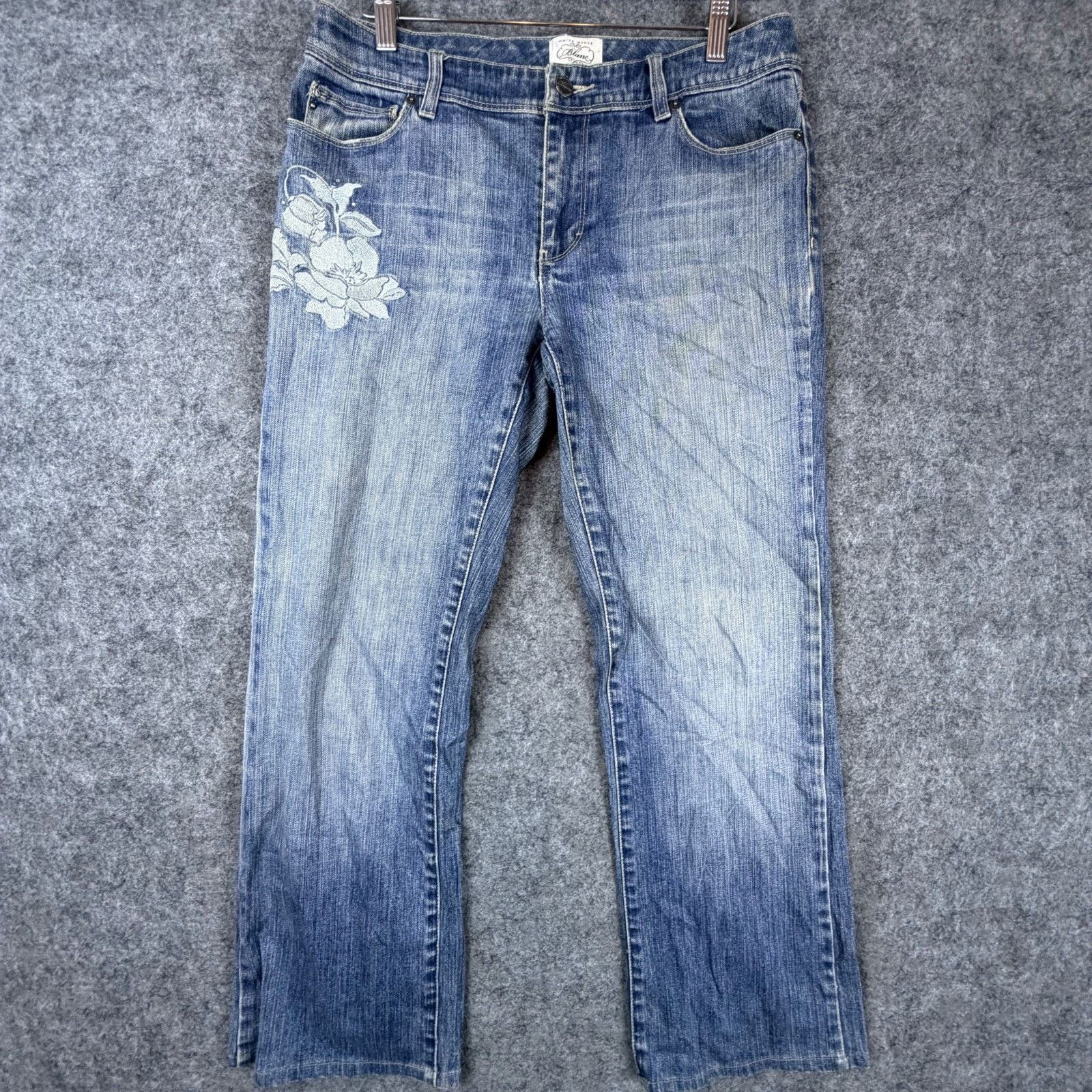 White House Black Market Y2K White House Black Market Blanc Jeans Womens 8 Roses Size 30" / US 8 / IT 44 - 1 Thumbnail
