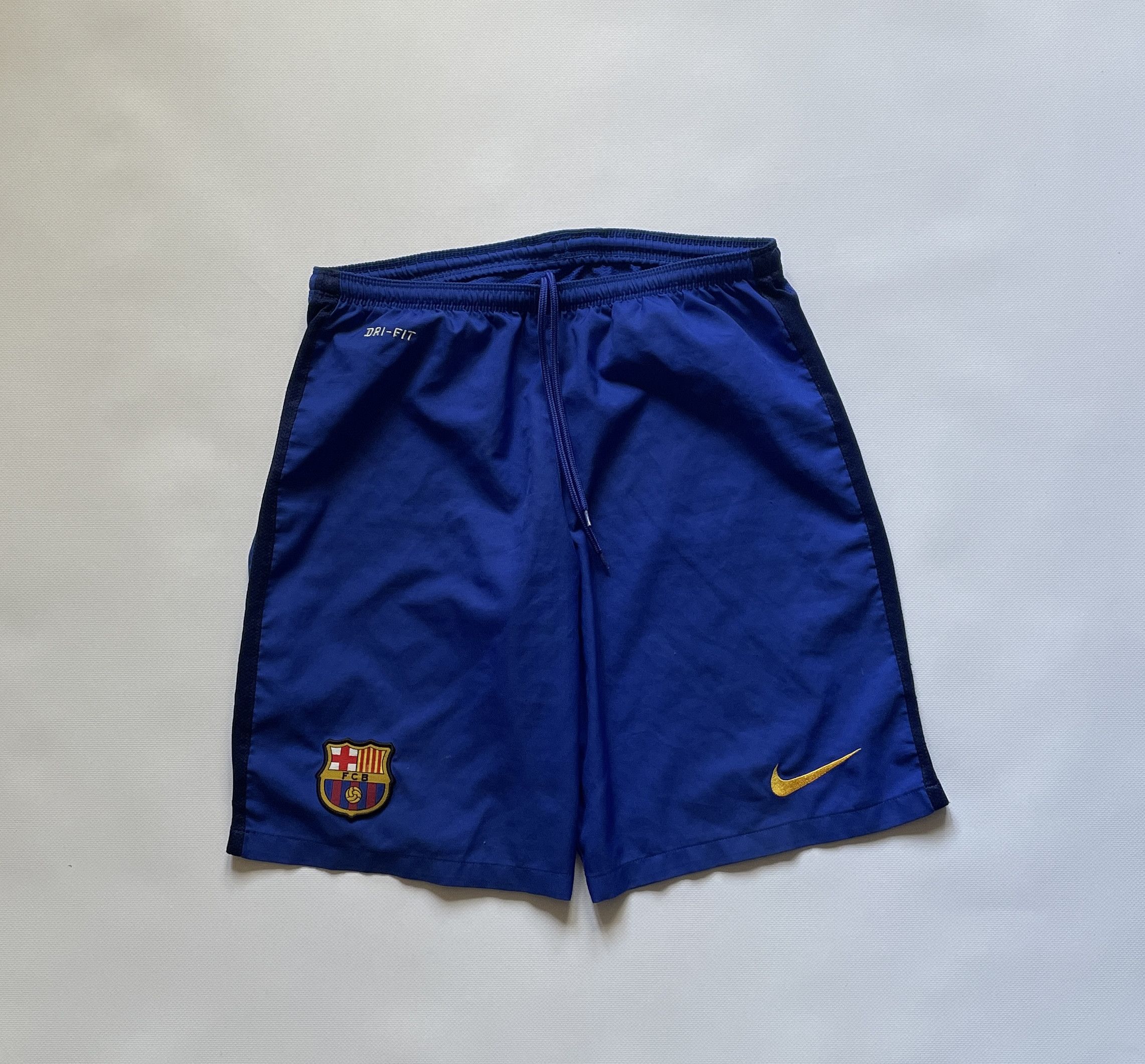 Nike Barcelona Away 2015 2016 Soccer Shorts BARCA Football Size US 30 / EU 46 - 1 Thumbnail