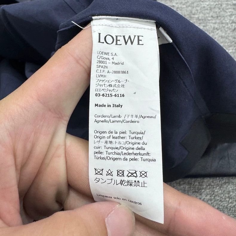 Loewe LOEWE Solid color embossed logo sheepskin jacket Size 4XL / US 24-26 - 3 Thumbnail