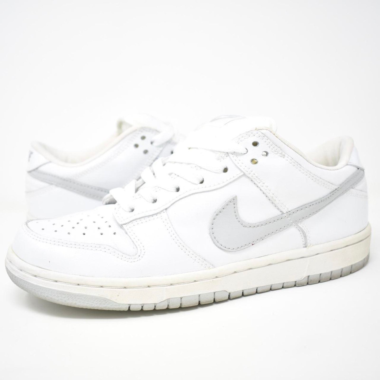 Nike 2002 Nike SB Dunk Low Pro B “Patent Leather” Size US 7.5 / EU 40-41 - 1 Thumbnail