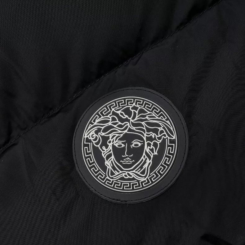 Versace Versace Men wear padded jackets on both sides Size US S / EU 44-46 / 1 - 3 Thumbnail