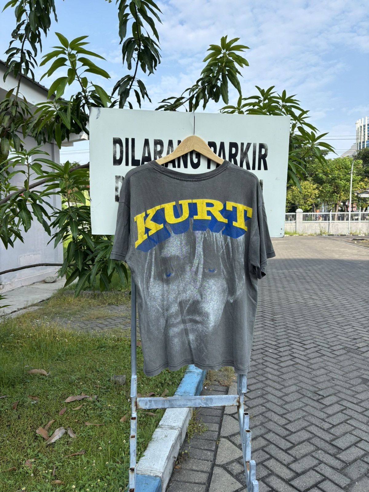 Nirvana Kurt Cobain Vintage Tee Size US XL / EU 56 / 4 - 4 Thumbnail