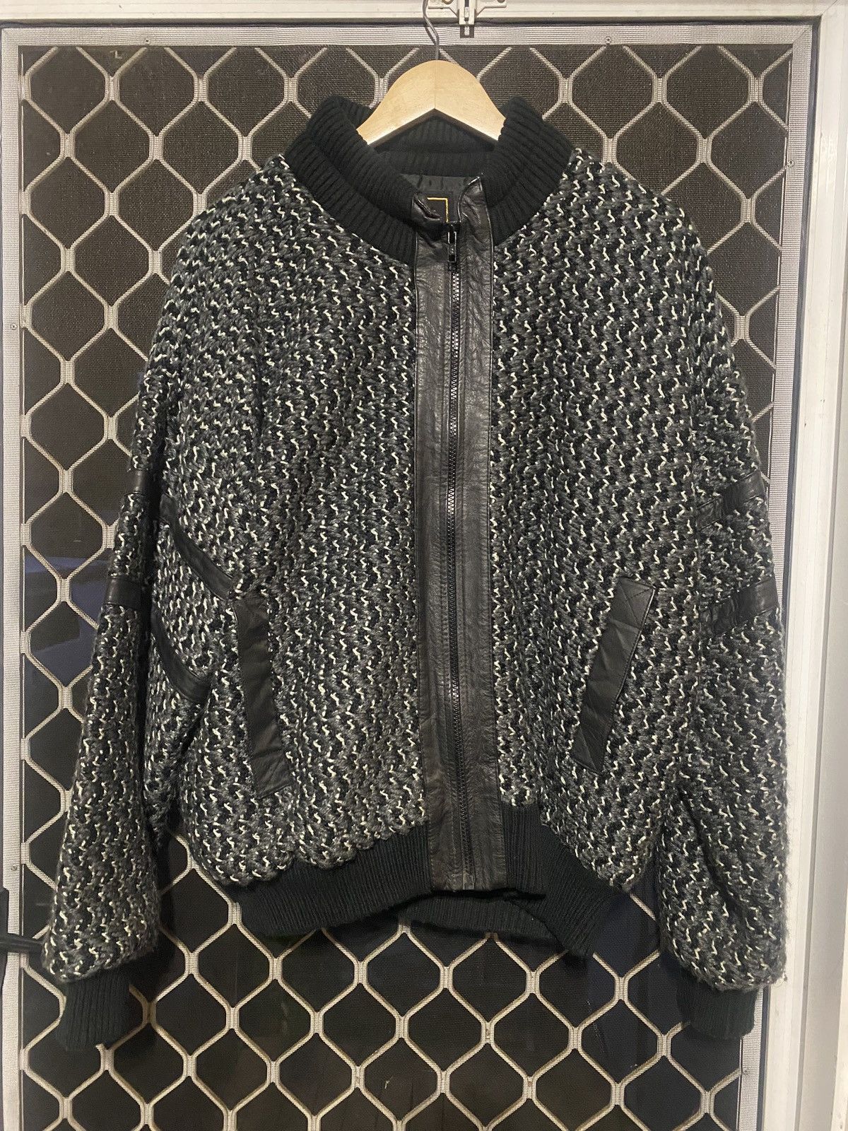 Vintage Vintage Pagani, wool and leather decal bomber style jacket Size US L / EU 52-54 / 3 - 1 Thumbnail