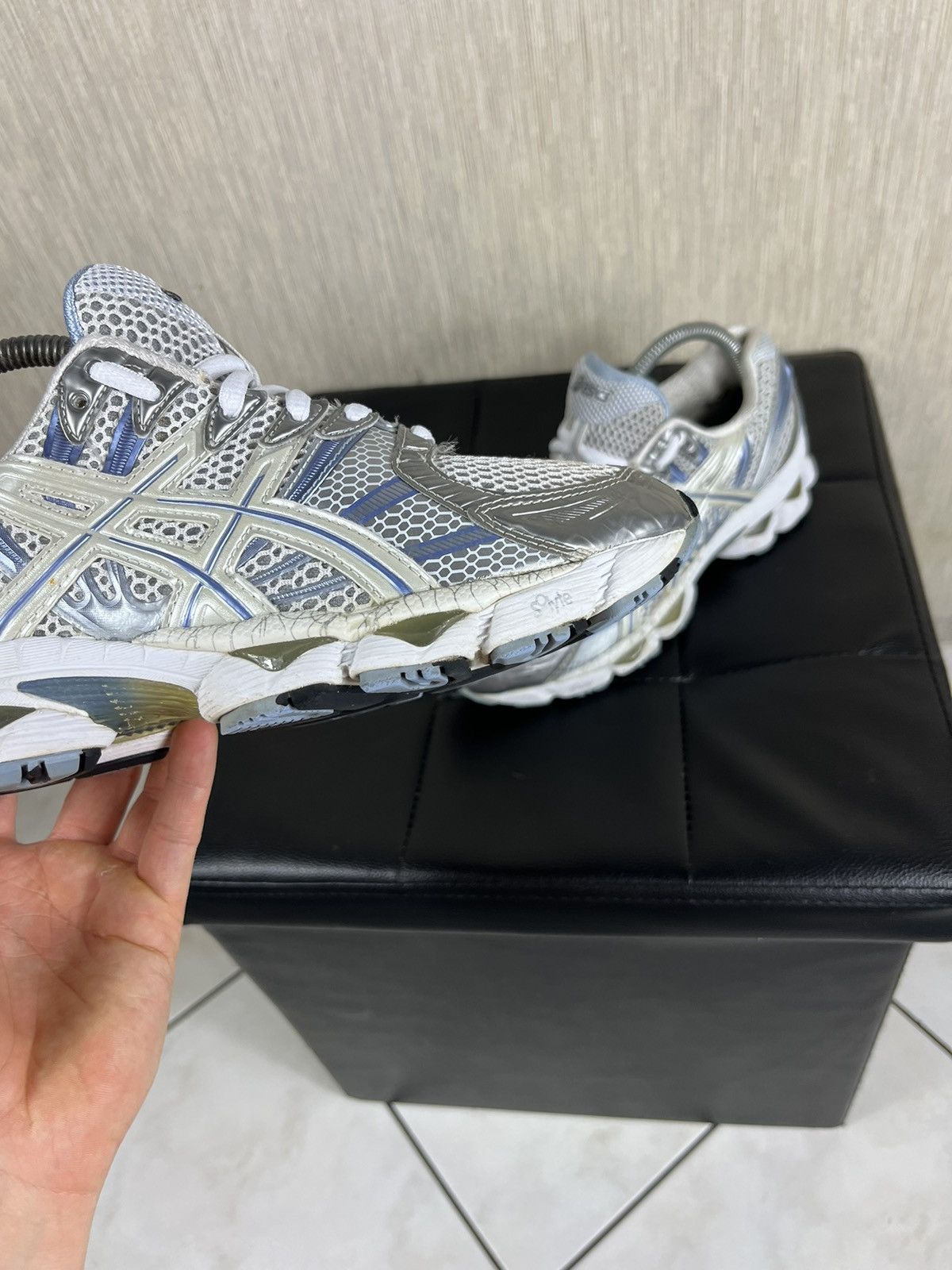 Vintage Asics gel nimbus 12 silver blue mesh sneakers shoes