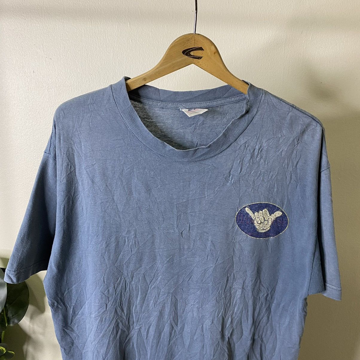 Vintage Vintage 2000s Hawaii Hang Loose Surf Style Tee Size US L / EU 52-54 / 3 - 7 Thumbnail