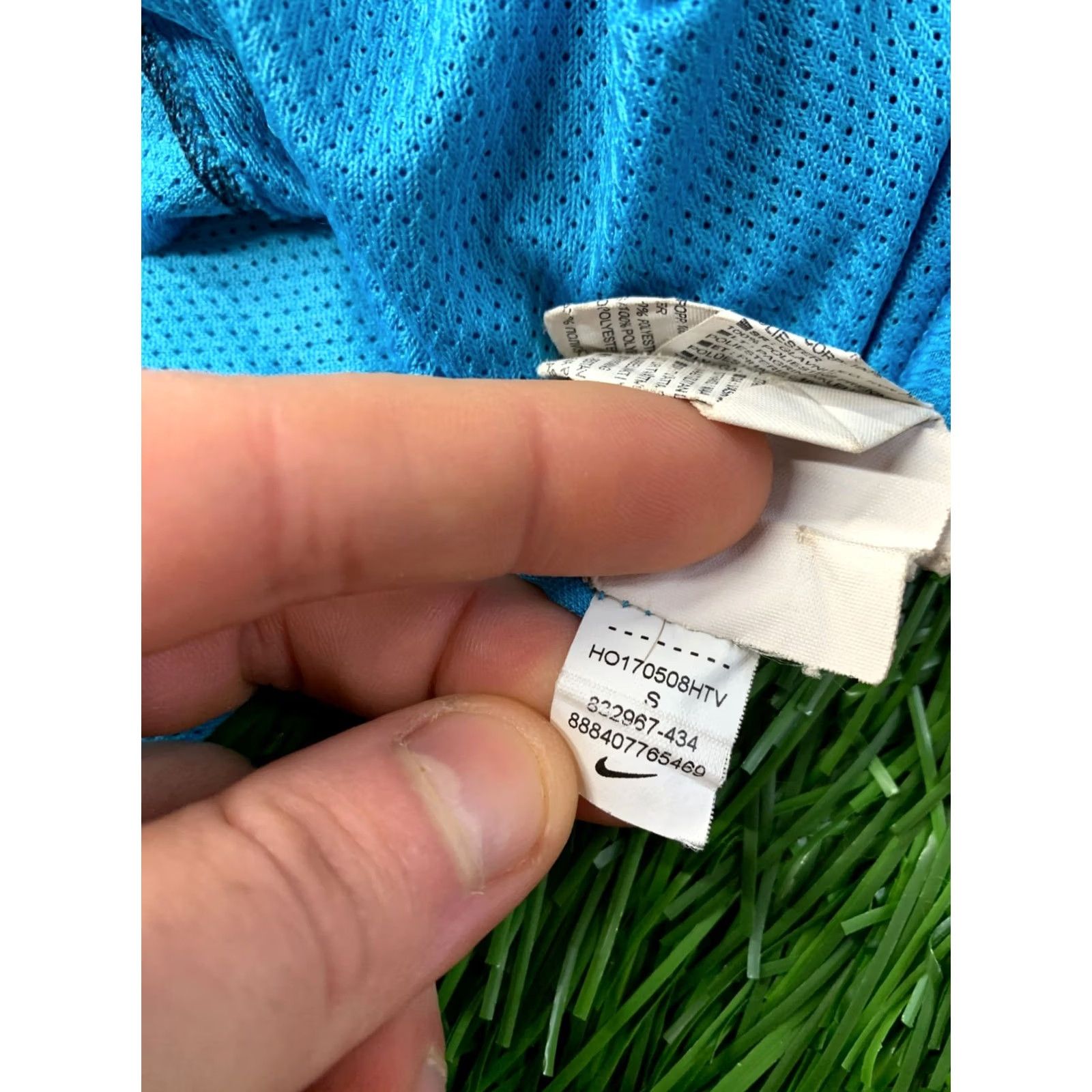 Nike Nike Academy Dri-FIT Original 2017 Men Football Shirt Jersey Tee Size S Blue/Black Nike Dri-FIT Men Football Shirt S Size US S / EU 44-46 / 1 - 7 Thumbnail