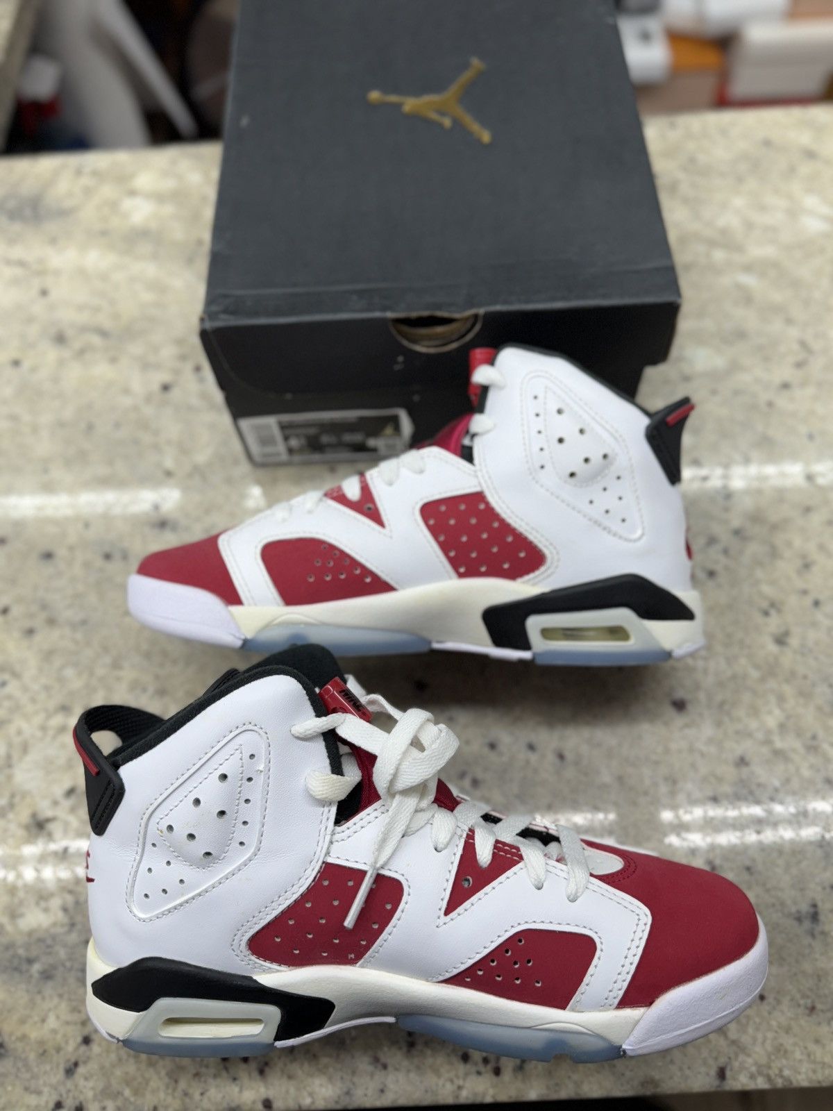 Jordan Brand × Nike Air Jordan Carmine 6s Size US 6 / EU 39 - 2 Thumbnail