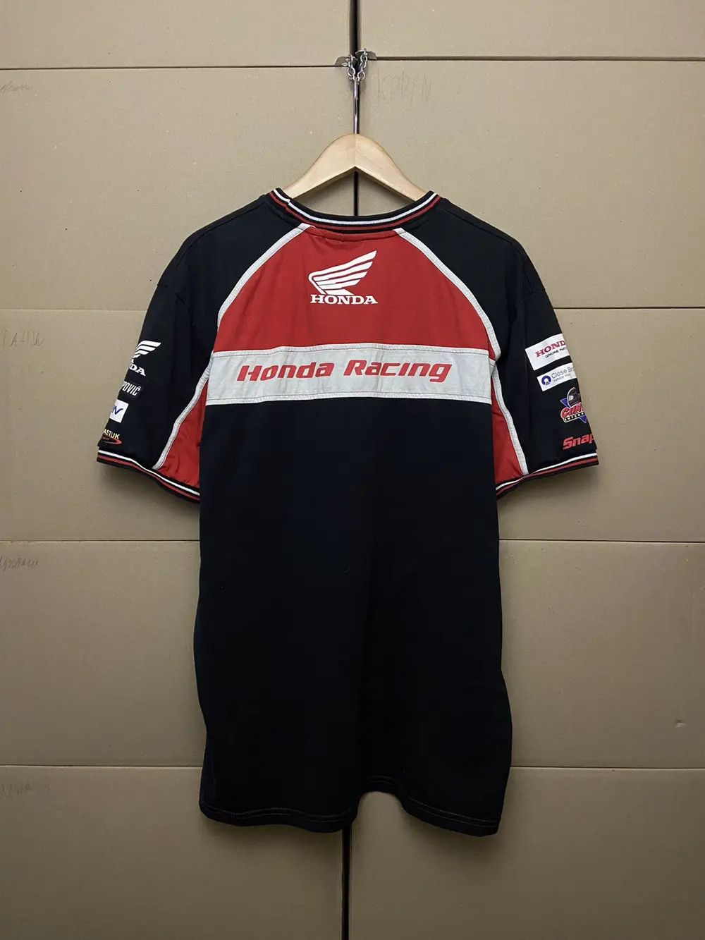 Vintage VINTAGE HONDA RACING TEE T SHIRT Y2K MOTO BIKERS JAPANESE Size US XL / EU 56 / 4 - 2 Thumbnail