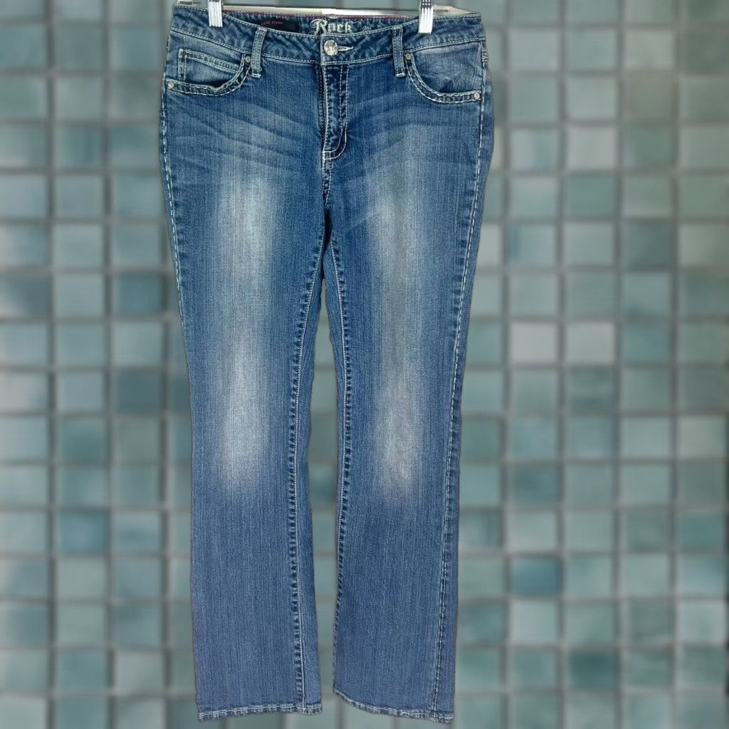 Wrangler Wrangler Rock 47 Low Rise Bedazzled Jeans Womens Size 32x34 Blue Denim Embroidered Rhinestone Stretch Regular Fit Size 24" / US 00 / IT 34 - 1 Thumbnail