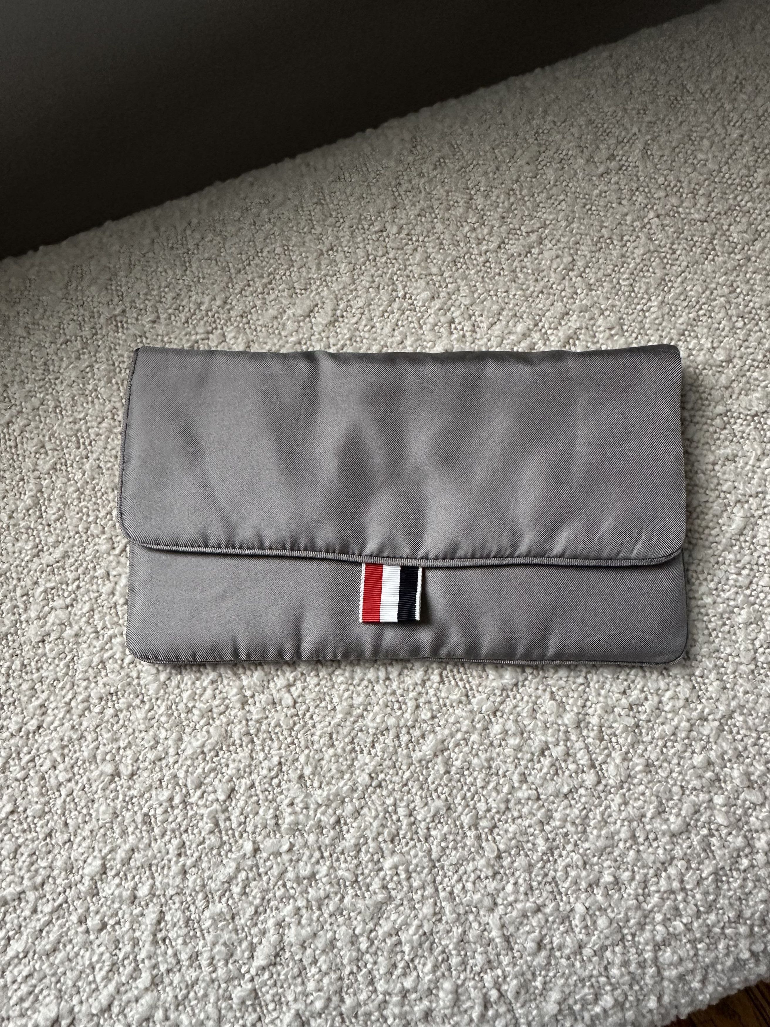 Thom Browne Thom Browne Cloth Eye Mask/Repurpose Clutch Silk Purse Size ONE SIZE - 1 Thumbnail
