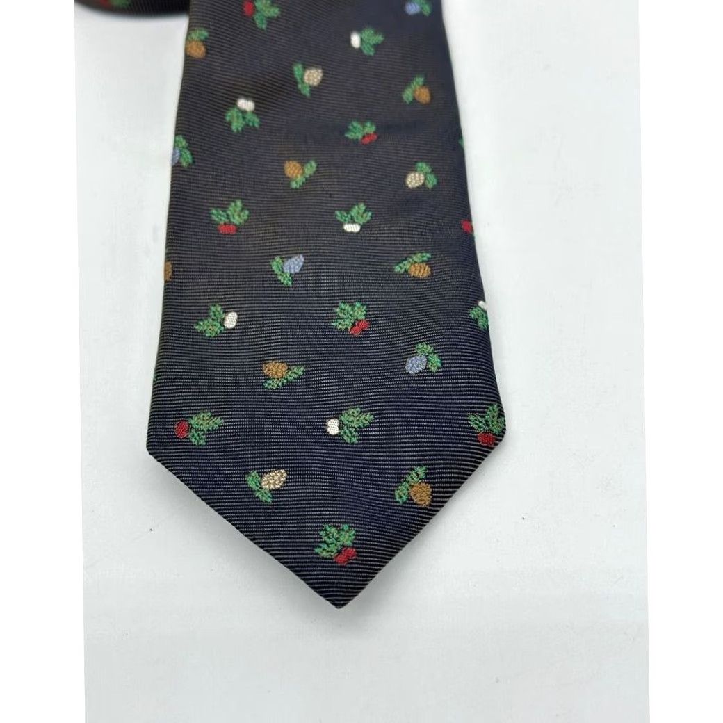 Vineyard Vines Vineyard Vines Necktie Mens Dark Brown Winter Green Floral Silk NEW Geometric Pattern Holiday Christmas Logo Accent One Size Classic"} Size ONE SIZE - 2 Thumbnail
