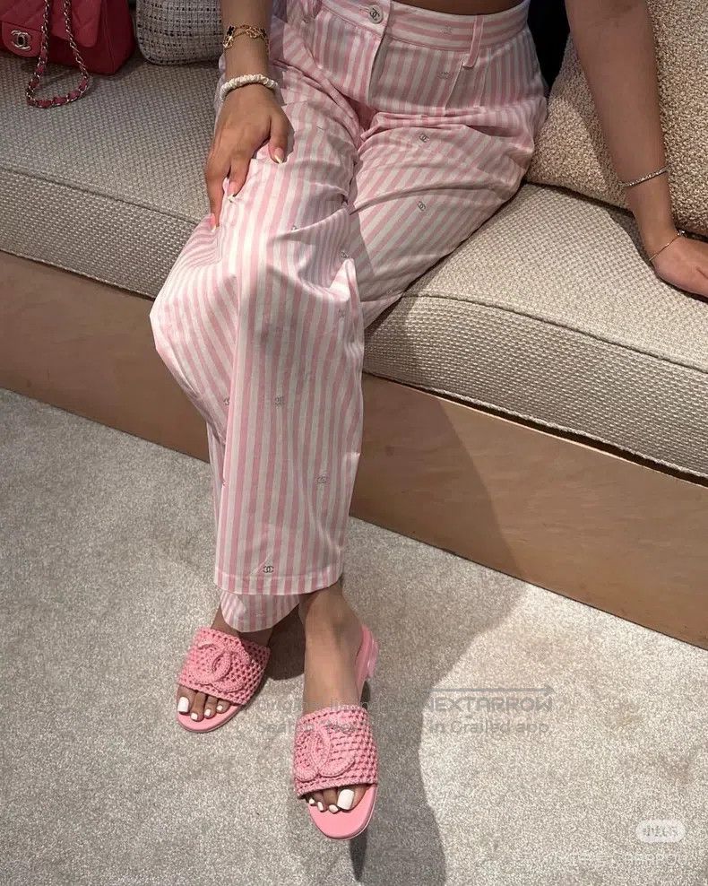 Chanel Chanel 24M pink and white colour block striped hot diamond Size 42" / US 20 - 3 Thumbnail