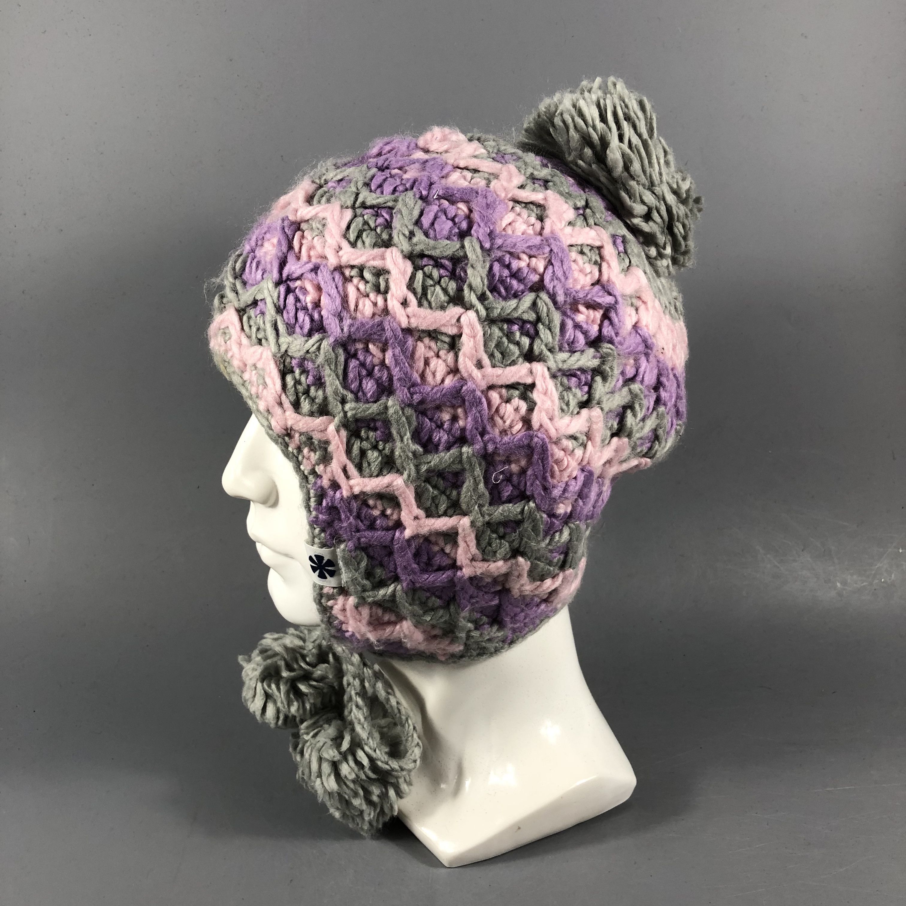 L-Breath Fishnet Earflap Bobble Beanie Snowcap SnowHat B1022