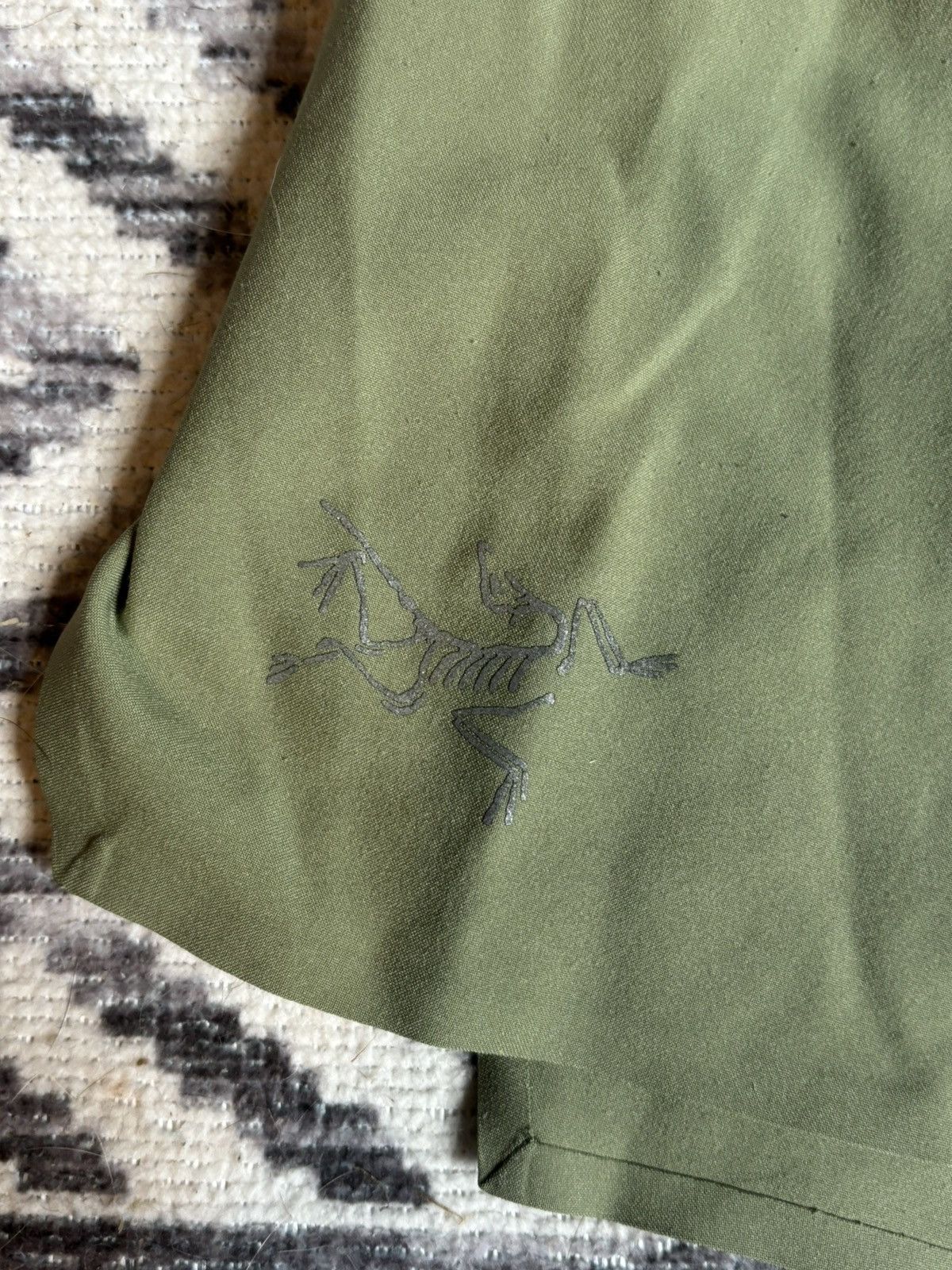 Arc'teryx Arcteryx Running shorts Size US 33 - 2 Thumbnail
