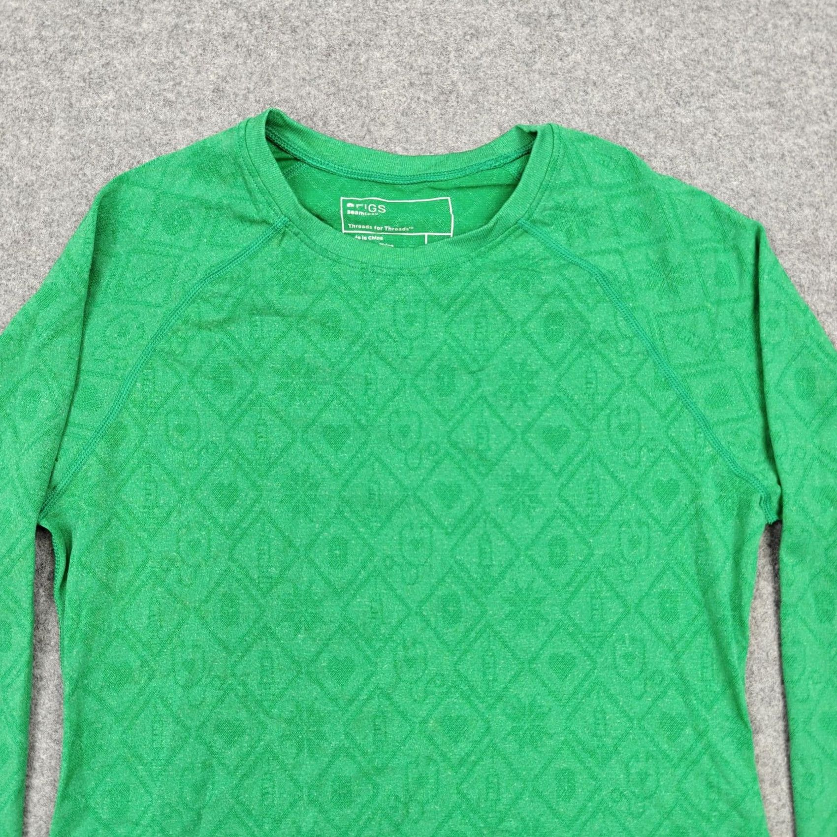 Layer 8 FIGS Shirt Womens Large Green Seamless Threads For Threads Base Layer Top Size L / US 10 / IT 46 - 2 Thumbnail