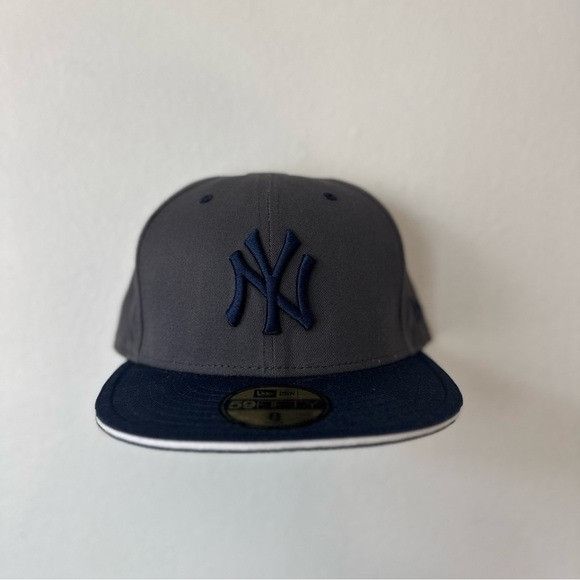New Era NEW NEW YORK YANKEES NEW ERA 59fifty FITTED SZ 8 FLATBILL Size ONE SIZE - 2 Thumbnail